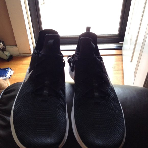 Men's BNWT Nike Athletic Shoes Size 15 - Picture 3 of 7